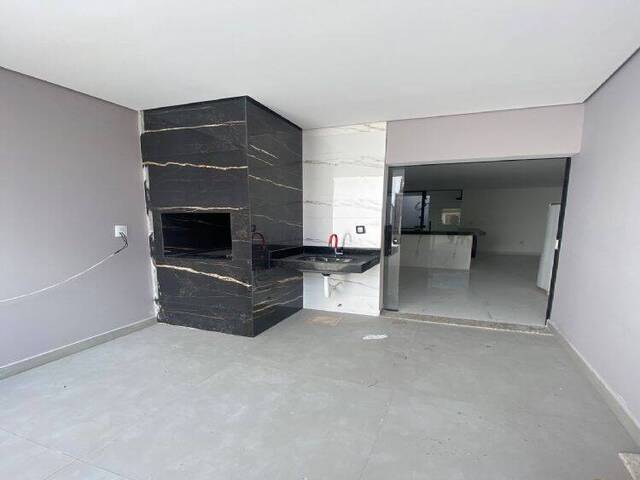 Casa para Venda em Coronel Fabriciano - 3