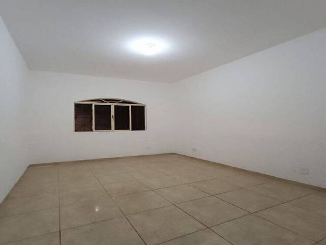 Casa para Venda em Coronel Fabriciano - 2