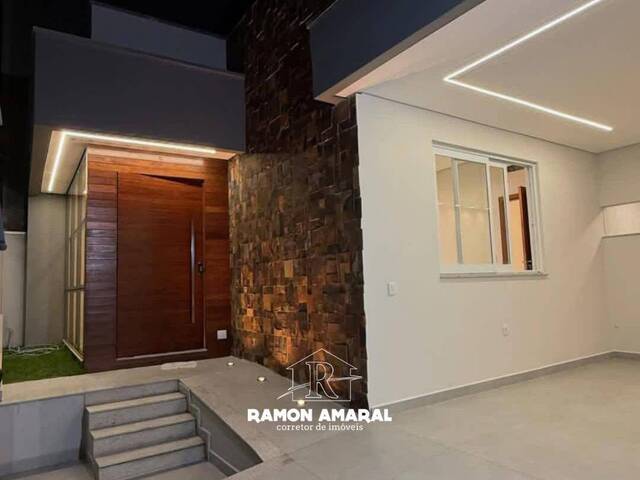 #623 - Casa para Venda em Coronel Fabriciano - MG